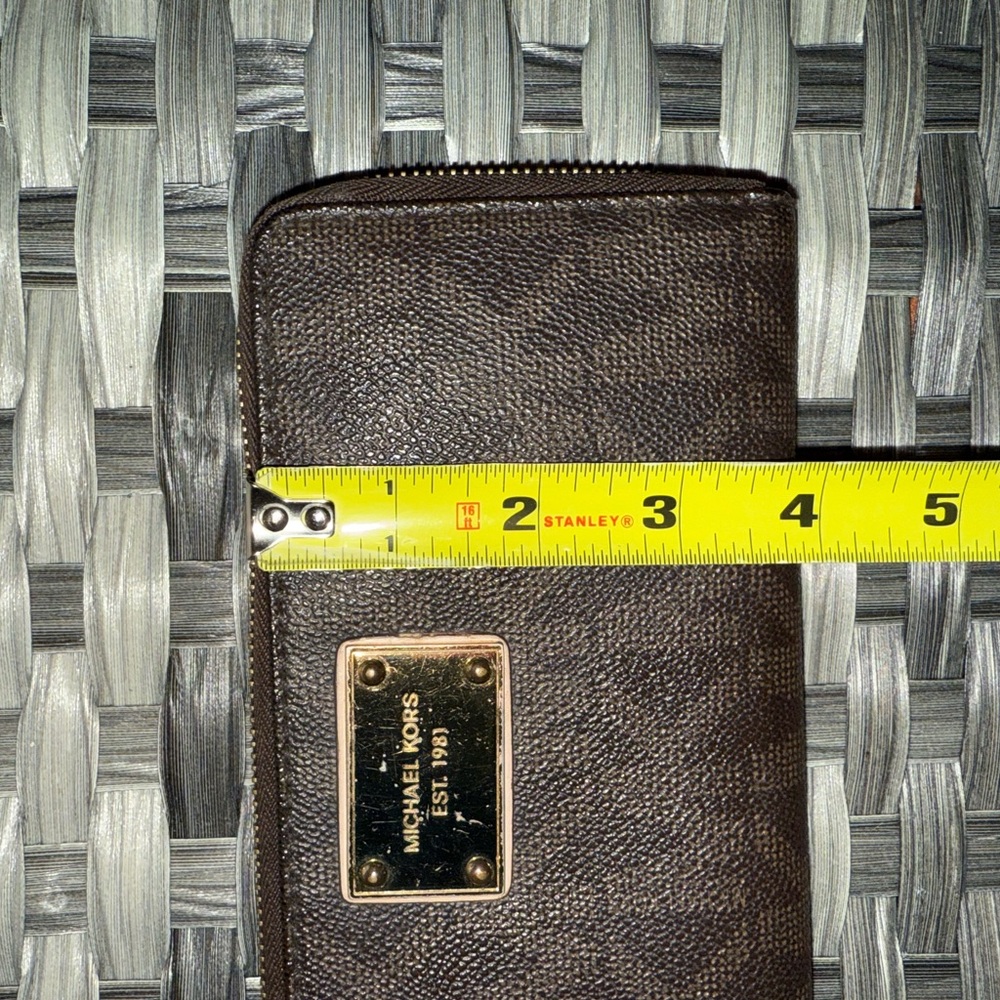 Michael Kors Jet Set Travel Continental Wallet Brown Logo Zip Around - Picture 8 of 14